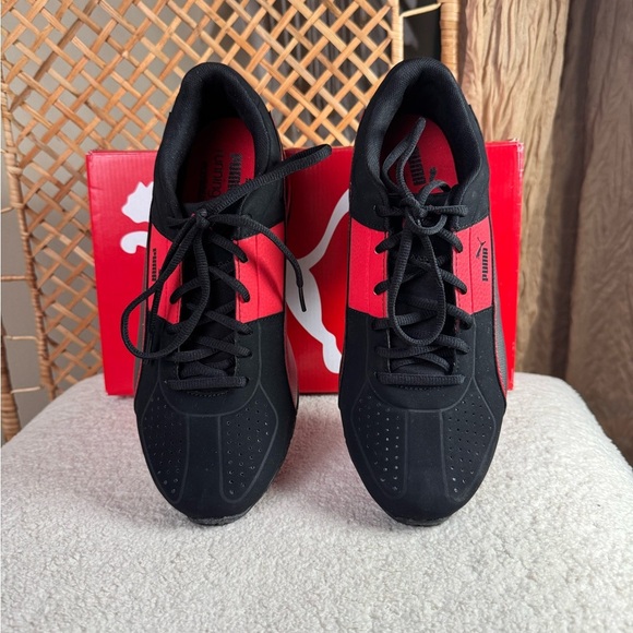 Puma Men's Black and Red Cell Surin 2 Nbk Athletic Shoes - Picture 7 of 15